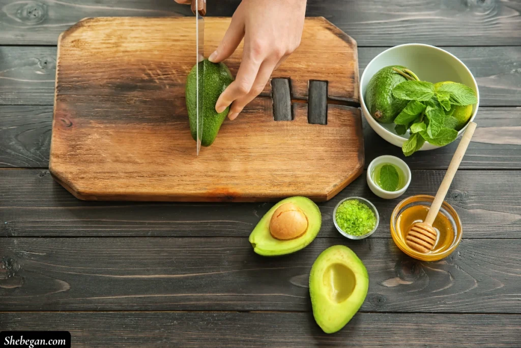 Honey and Avocado facemask