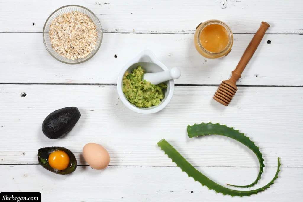 Oats, aloe vera and honey facemask
