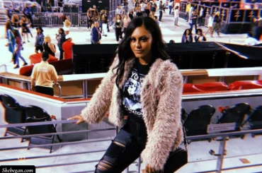 How to Dress For a Concert in Winter
