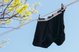 Do Guys Wear Underwear Under Leggings?