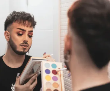 Can Boys Wear Makeup?