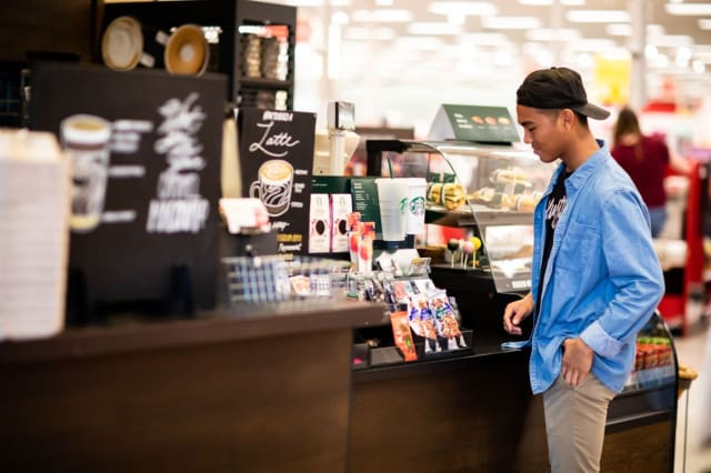 Can Customers Wear Leggings To Starbucks?