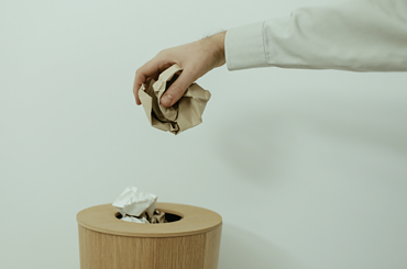 how to dispose sanitary pads in hotels