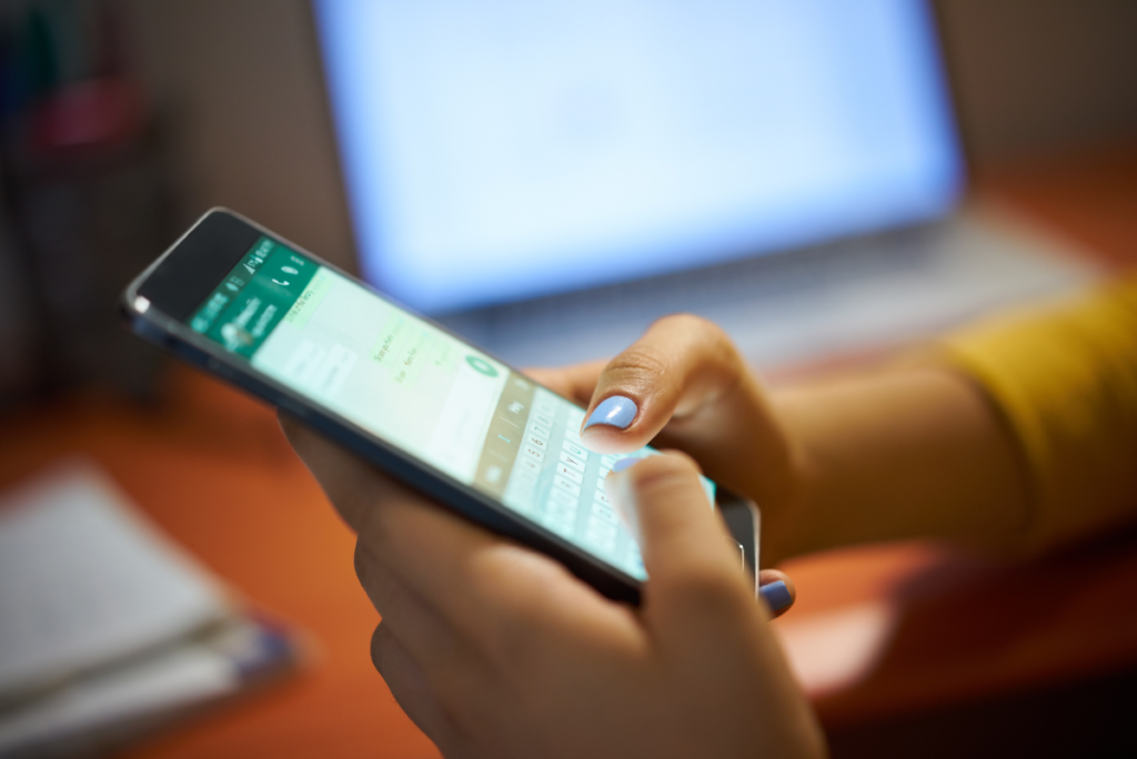 How To Type With Long Nails On Phone