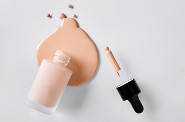 How To Use Powder Foundation With Liquid Concealer