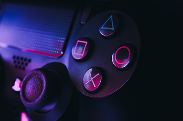 Top Female Twitch Streamers