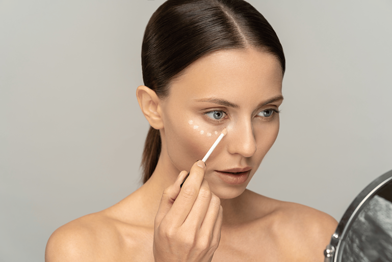 Best Concealer for Dark Spots on Face