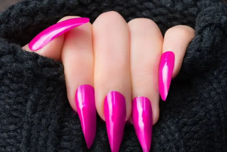 Best Nail Shape for Short Nail Beds