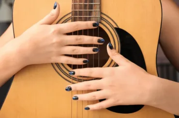 Can You Play Guitar With Gel Nails?