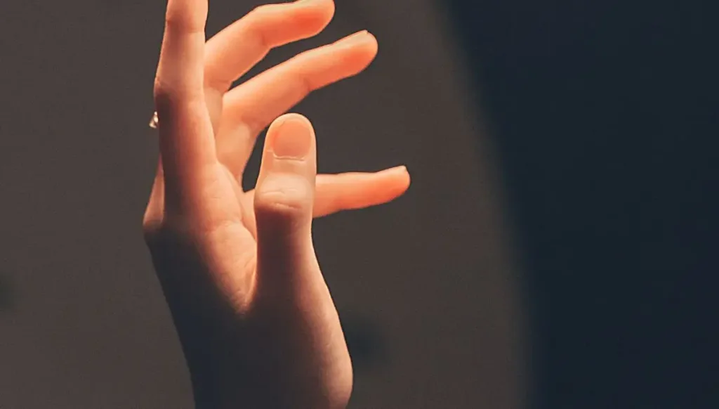 Chubby Finger: Best Nail Shape For Fat Fingers