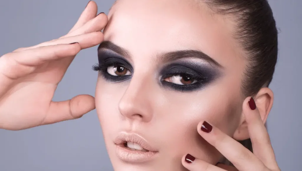 Classic smokey eye