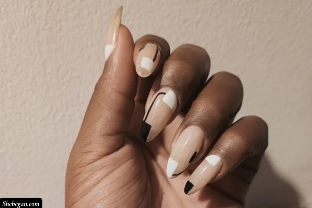 Geometric and subtle patterns nails