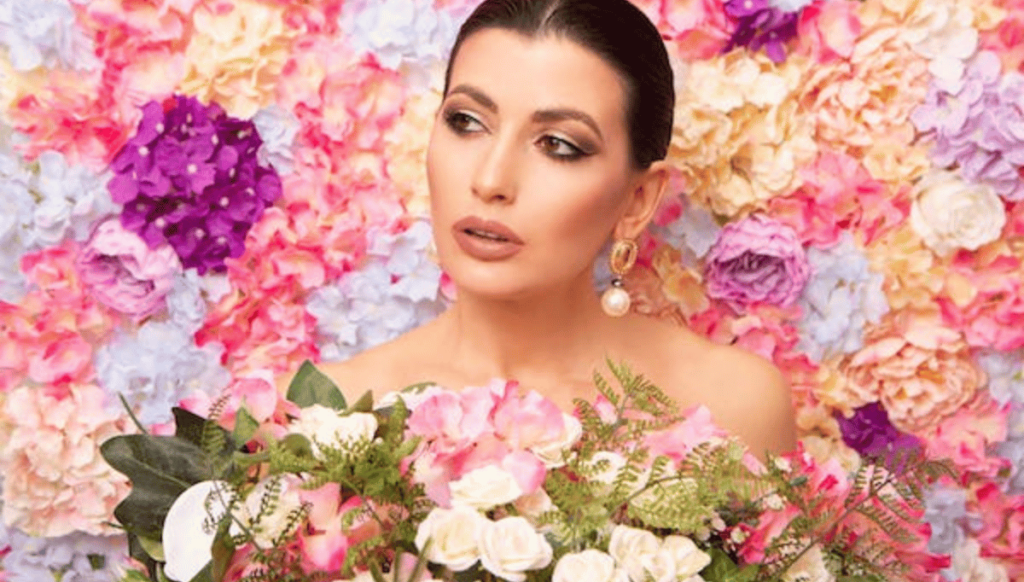 Soft rose glam
