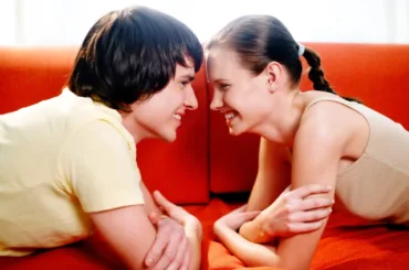 What Does It Mean When A Guy Mirrors You
