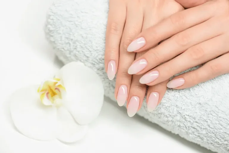 Can Pregnant Women Get Their Nails Done