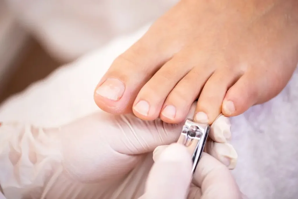 How Long To Soak Nail Clippers In Alcohol