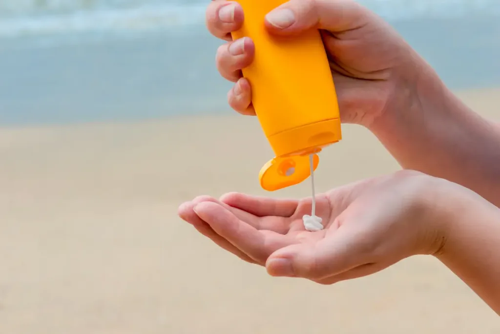 When To Apply Sunscreen Before Or After Moisturizer