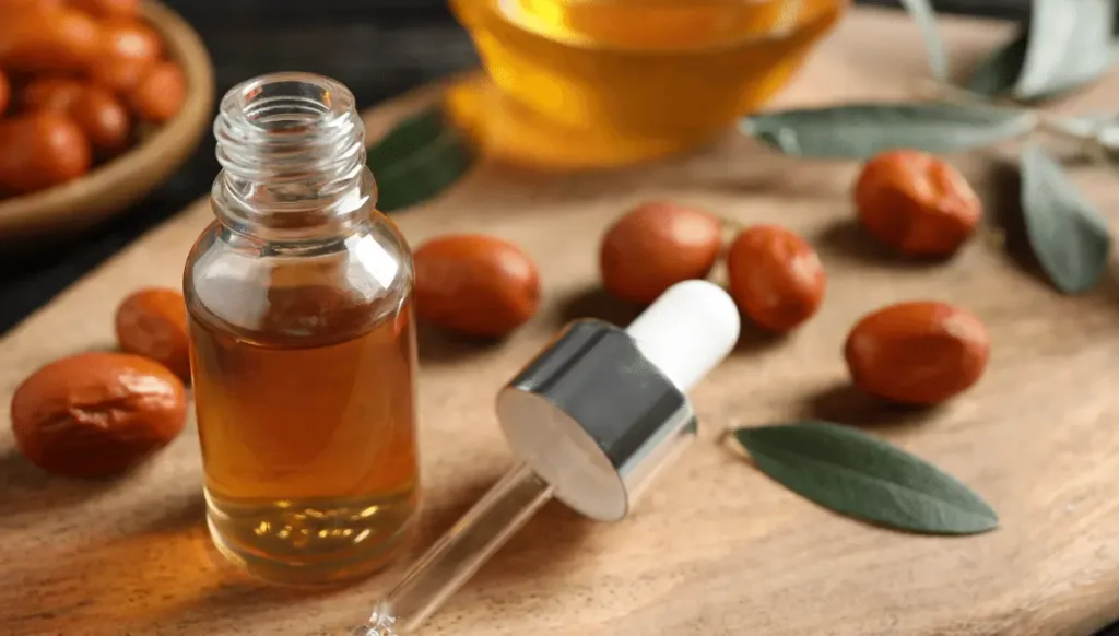How to Use Jojoba Oil for Nail Care