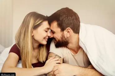 Ways to Tell Your Boyfriend You Miss Him Sexually