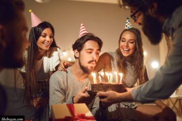 Tips to Win a Guy Over When There Are Many Girls Over Him