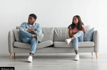 Signs He's Not Into You Anymore