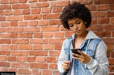 Reasons a Man Won't Text You First