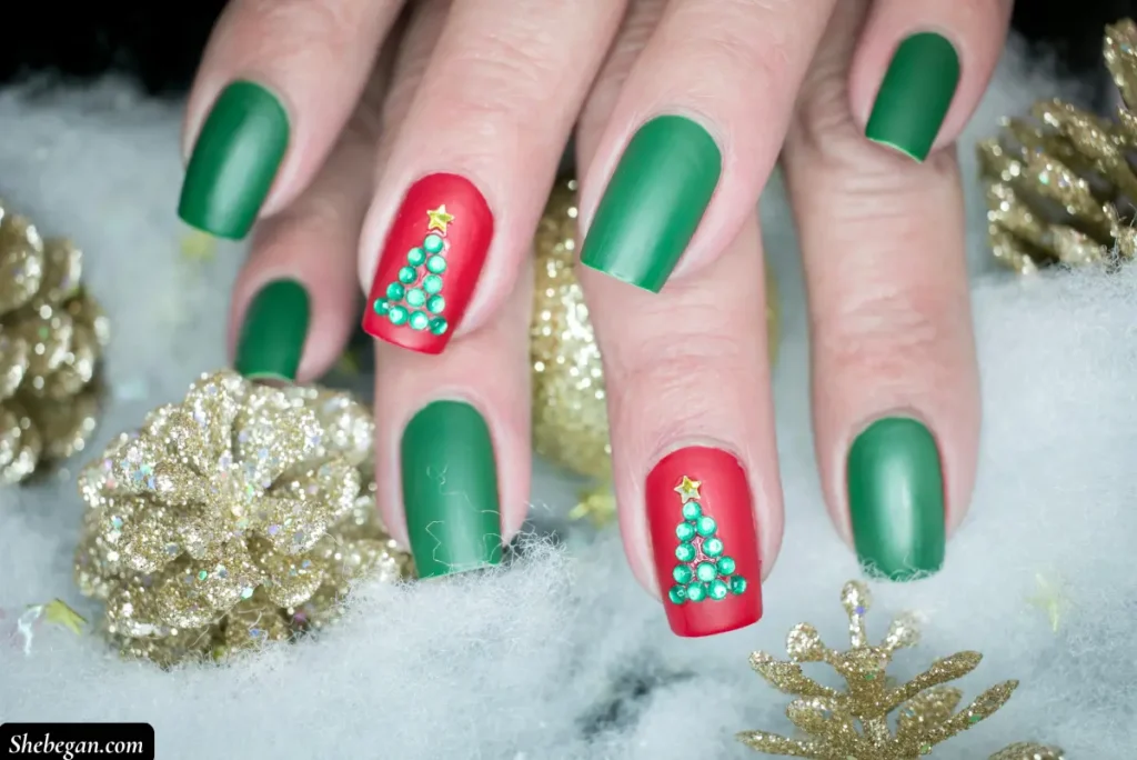 Red Christmas Nail Design Ideas