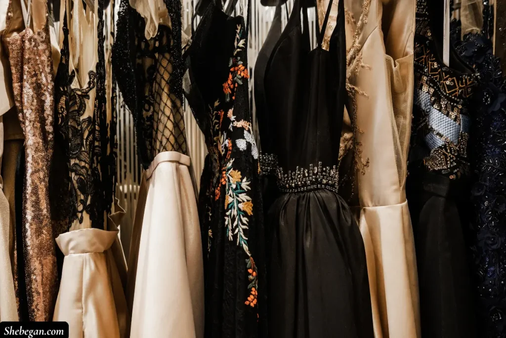 Where to Shop for Old-Timey Christmas Dresses