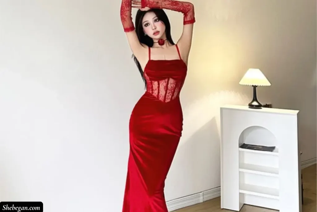 French-Inspired Christmas Outfits